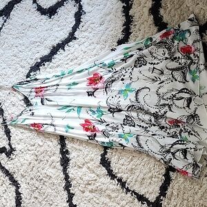 Pretty floral maxi dress